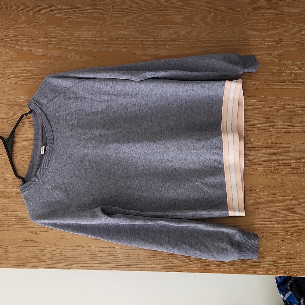 Old Navy active gray sweater Size XS